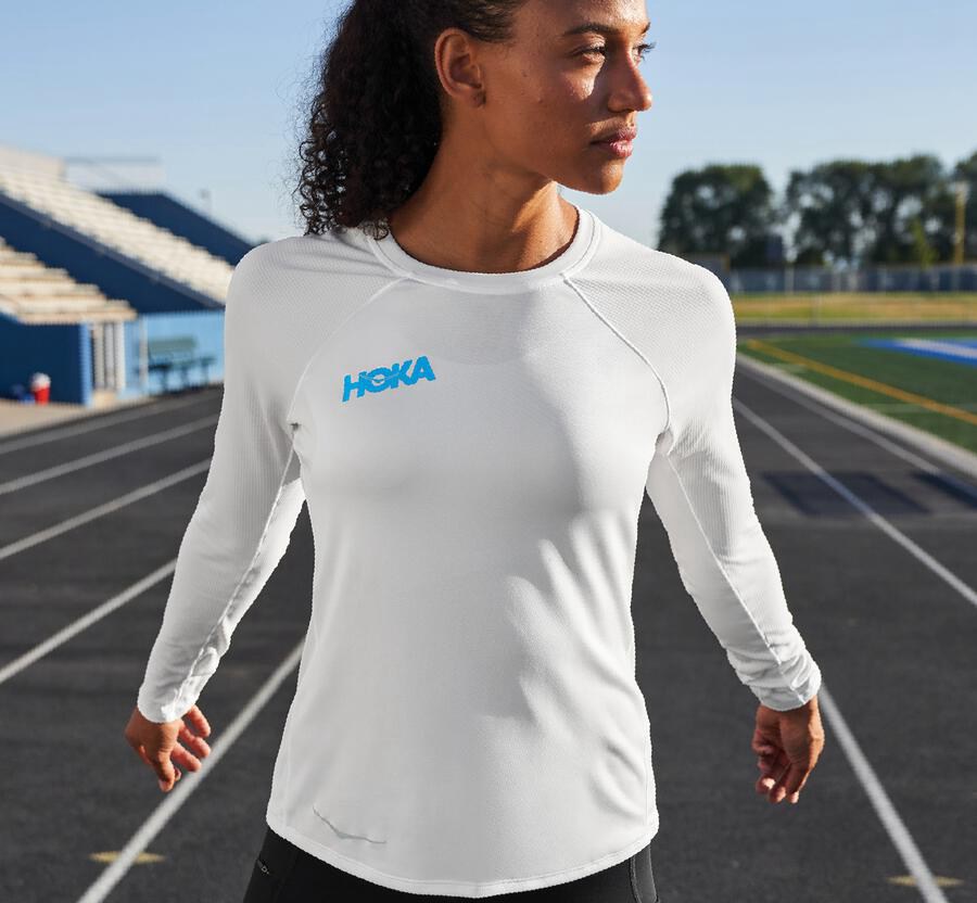 Tops Womens - Hoka One One Performance Long Sleeve - White - XNEUYFS-16